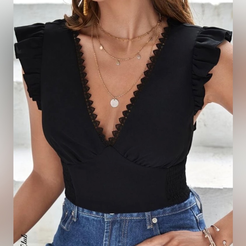 SHEIN Guipure Lace Trim Butterfly Sleeve Ruched Crop Black Blouse